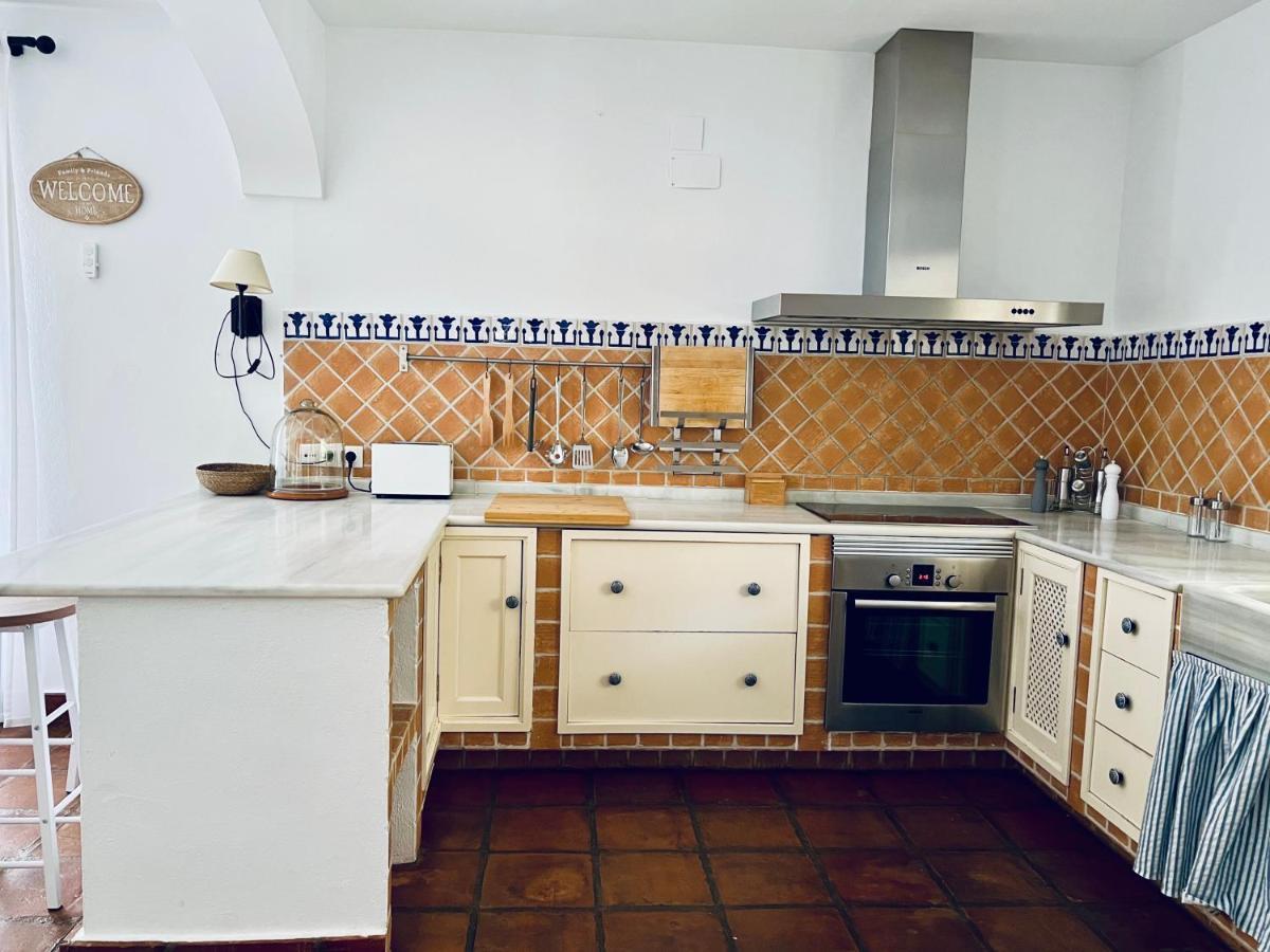 Aljaral, Espectacular,piscina,chimenea, Climatizacion, Wifi Holiday home